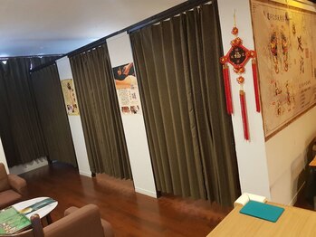 足恩堂/店内/足つぼ/アロマリンパ