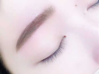カリーナ(Carina)の写真/【毛量調整/WAX脱毛/メイク込】まつ毛と合わせて施術することで印象上がる!!メンズOK