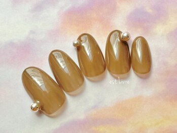 エストリブレ(estLivre)/メタルパーツネイル