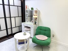 ティファニーエステ 新宿店(Tiffany)の雰囲気（ドレッサーも完備！施術後はメイク直しができます♪）