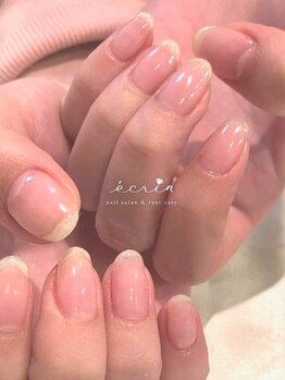 エクラン(ecrin)の写真/人前でも自信を持てる爪に♪丁寧なケアで健康的で美しい指先へ導きます☆コンプレックス解消◎