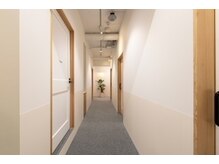 エステティック ザザ 神楽坂店(ZA/ZA)/スッキリとスタイリッシュな廊下