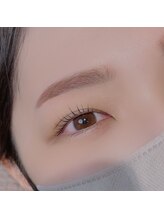 ウムドット(Um.)/まつげパーマ　＋　眉毛　