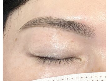 ビューステージ アイブロウサロン 新宿東口/自眉キリッとアーチ♪