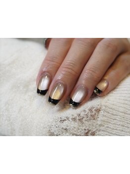 ショートネイルデザインが豊富