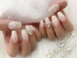 ホワイト推しネイル