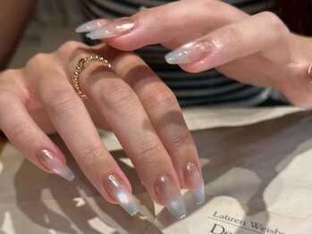 アイネイルズ 三宮店(I nails)/マググラデ細ライン¥9500
