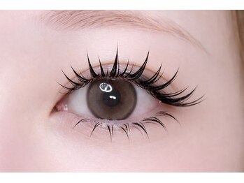 アイラッシュ リゾート メガミ 宝塚店(EYELASH RESORT MEGAMI)/パリエクデザインラッシュ♪