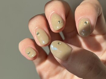 ガーランドネイル(Garland nail)の写真/シンプルだけど色味にこだわりたい方へ！色を混ぜて作る絶妙な色合いのワンカラーが得意です◎