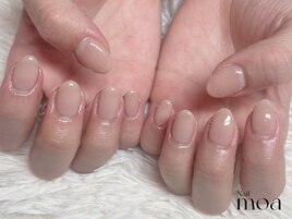 ワンカラー　ベージュ　シンプル