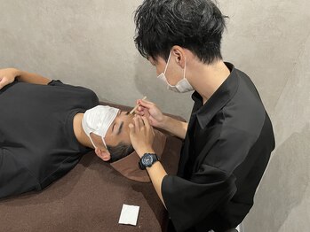 カイル 横浜(Kyle.)/眉毛スタイリングでモテ眉毛に