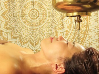 キノヨガ キノアーユルヴェーダ(kino-YOGA kino-Ayurveda)/シロダーラ+ヘッドスパ