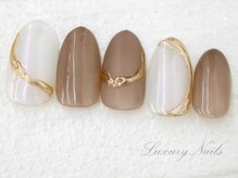 ラグジュアリーネイルズ オオミヤ(Luxury Nails Omiya)/大人*ミラーネイル
