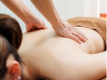 川野ビューティー参道院/ロミロミ60分施術の流れ3