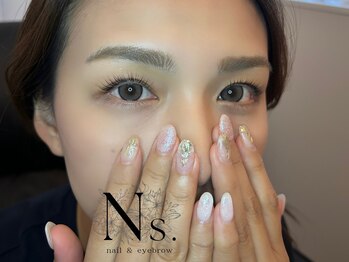エヌエス ネイルアンドアイブロウ(Ns)/ネイル・マツパ同時施術