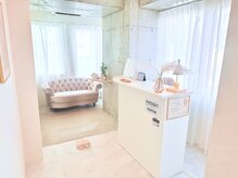 アラマンダ(Allamanda)の雰囲気（気持ちが明るくなるような店内♪術前インディバもOK！）