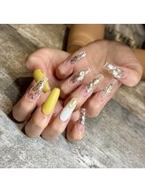 ダリア(Dahlia)/囲みネイル