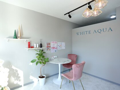 ホワイトアクア 成田店(WHITE AQUA)の写真