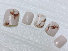 ネイルサロンアンドスクール アイビー(IVY)/カフェオレ風フットニュアンス☆