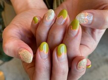 カーティシーネイルズ(curtisii NAILS)/