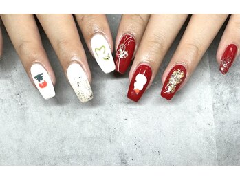 ケーエヌ(KN)/手描き干支モチーフネイル