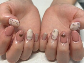 ネイルサロン アイナ(NailSalon Aina)の写真/【初回オフ無料◎10種類or200種類から選べる☆定額デザイン¥7500～】トレンドアートも幅広くご用意♪