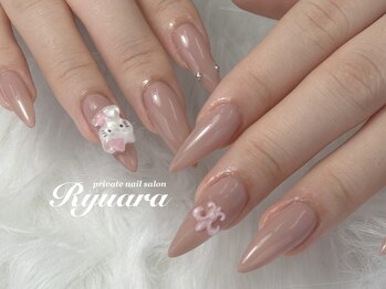 リュアラ(Ryuara)/Y2Kピンクベージュネイル