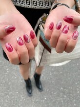 エム(em)/マグネットネイル