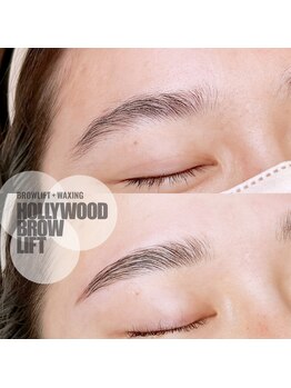 リュエル(Lyele.)/ハリウッドブロウリフト