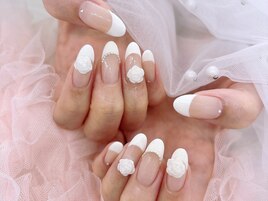 フレンチガーリーネイル