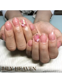 リリーヘブン(LILY HEAVEN)/夏のクリアネイル