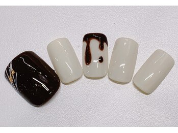 スリール(Sriel)/フット定額8980円