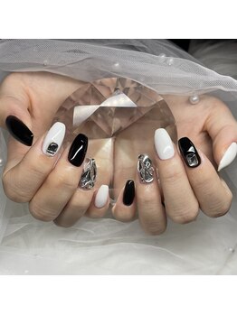 モノトーンネイル