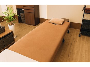 新潟頭痛専門こはく整体院/個室の施術ルーム【完全予約制】