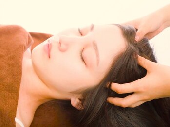 隠れ家リラクゼーションサロン コアニアニ(koaniani)の写真/大人気★深い癒し・眠りにいざなう...【至福のドライヘッドスパ】背中や肩甲骨まわりまでアプローチ!