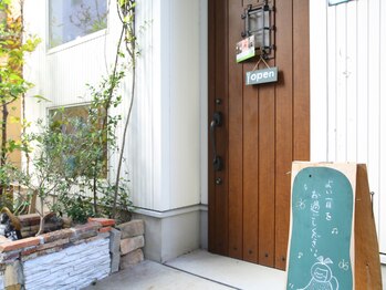 時時/お店の外観1