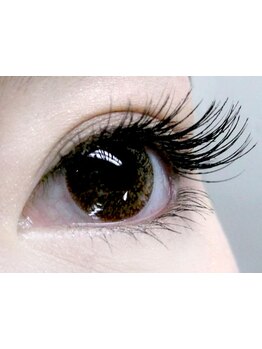 ボリュームのある目元にしたい