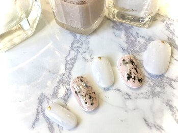 ネイルサロン プラティーン 国立(PLATINE)/ホイルネイル(ピンク系)