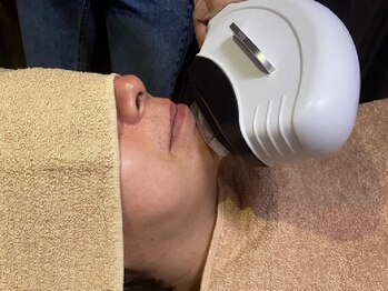 イハナ(iHANA)の写真/【男性も脱毛が当たり前の時代◎】清潔感のある"つるすべ肌"を一緒に作りませんか?見違えるような美肌に☆