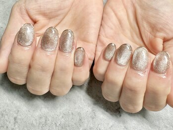 ジュリネイル(JULIE NAIL)/マグネット×ミラーフレンチ