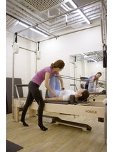 ポスクル(POSCLE)/パーソナルマシンピラティス