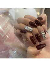 ラティエ(Latier)/ボルドーネイル