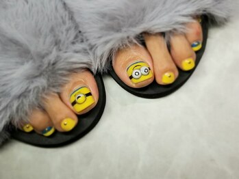 シュガーネイル(sugar nail)/ミニオンズフットネイル