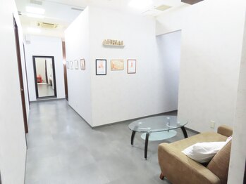 エアリアル 南行橋店/清潔で広々とした店内。