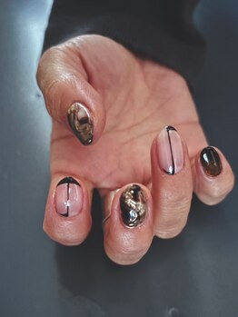 シンネイル(shinn.nail)の写真/【個性派ニュアンス×美フォルム】1席のみのプライベートサロン♪『10artニュアンス¥10,500』朝9時~営業◎