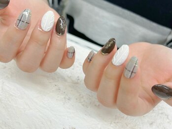 アイ アンド ネイル ロカヒ(Eye & nail LOKAHI)/ニットネイル