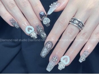 ダイアモンドネイルスタジオ 新宿店(Diamond Nail Studio)の写真/豊富なカラーとパーツでお気に入りの爪先へ♪流行のパーツも豊富に取り揃えているので満足度◎