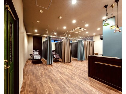 アイビューティー ルクール 巻店(EYE BEAUTY Le Coeur)の写真