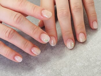 リーブル ネイル(Libre nail)/【定額グラデーションコース】