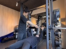 ノバス 松山店の雰囲気（22時まで営業！仕事帰りに通える本格ボディメイクジム）
